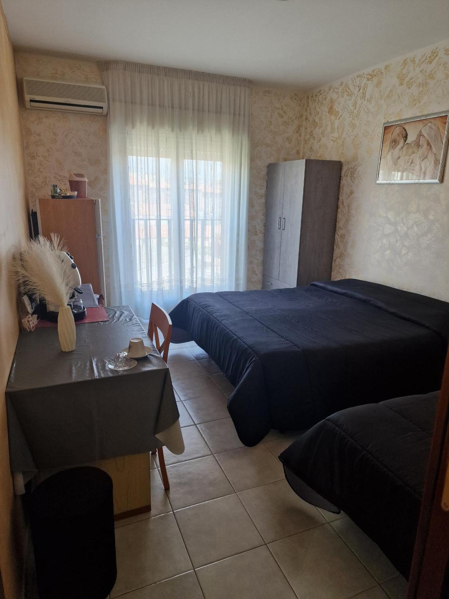 Casa Francesco Bed & Breakfast Catania Exterior photo